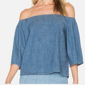 Alice + Olivia Blue Denim Linen Blend Off-Shoulder Top. Size Large
